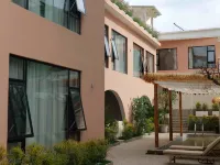Guoqiu Tangsu Homestay Hotels in Eryuan