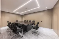 Bofei Zhiying Hotel (Xiangyang Erqi Base)