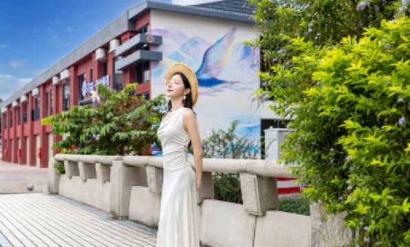 Floral Yanshe | Flick·LotusCrane Smart Art Boutique Stay (Foshan Shunde Qinghui Garden)