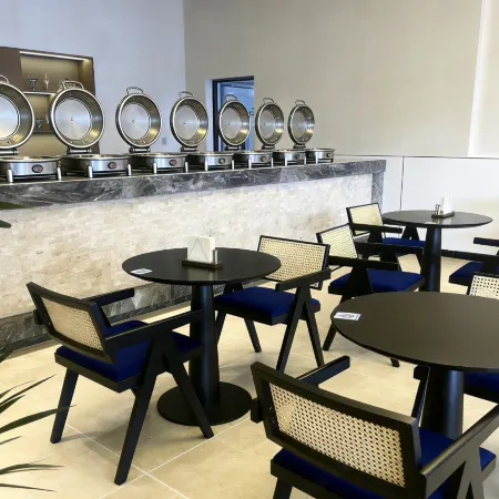 Peninsula Hotel (Haikou Qilou Old Street Branch)