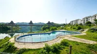 Riverside Haven - Pools