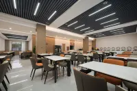 Zhangjiajie Right Turn Hotel - New
