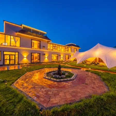 Tekes Yizhai B&B (Taiji Island Scenic Area Branch)