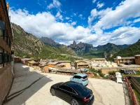 Xizan · Overlooking Sacred Mountain Ultimate zangshi Realm & Scenic Resort Manor - موقف سيارات