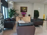 Zhongwei Little Dolphin Resort Hotel (Qingdao Station) - 3 ดาว