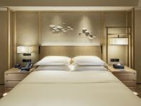 深圳蛇口希尔顿南海酒店 - 南海翼大床标准客房