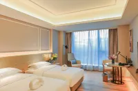 ANQING PARKVIEW INTERNATIONAL HOTEL Hotels near Anqing Ancient City · Daopaishi Historical and Cultural District