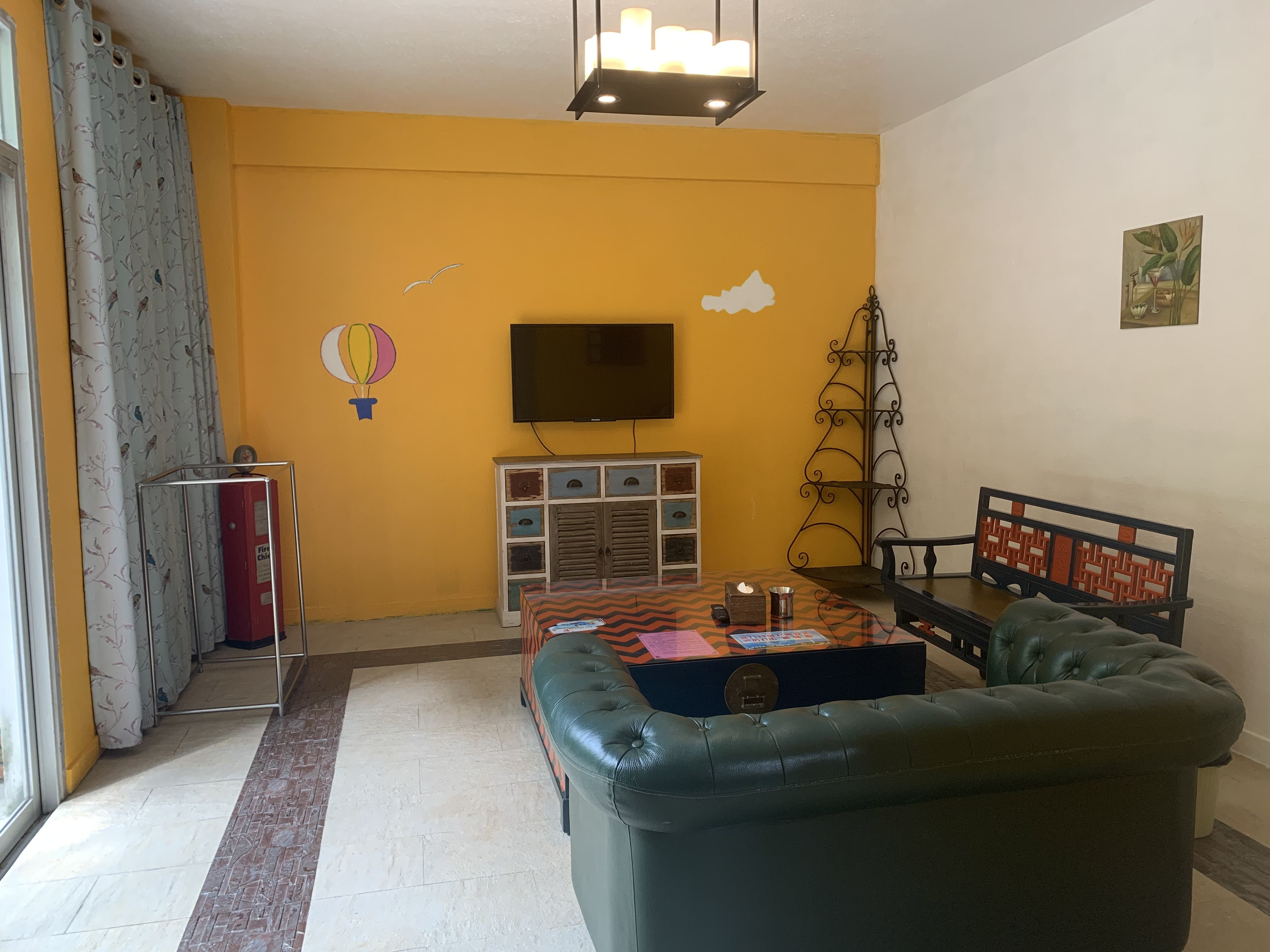 Popeye Holiday Inn Номера Photos