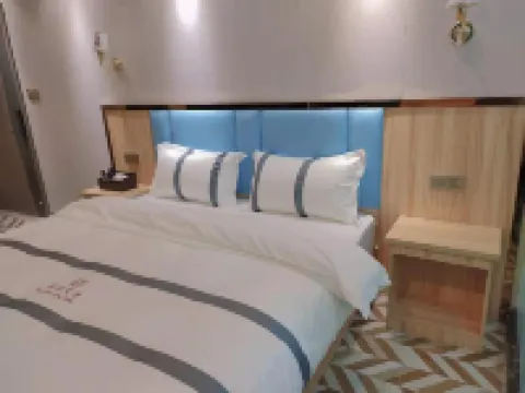 普寧南國風情客房