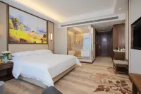 Vienna International Hotel (Yishui Kaixian International)