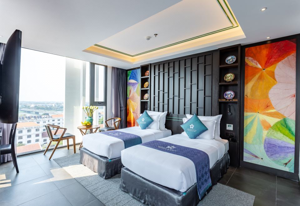 White Lotus Hotel, xem đánh giá và giá phòng | Trip.com