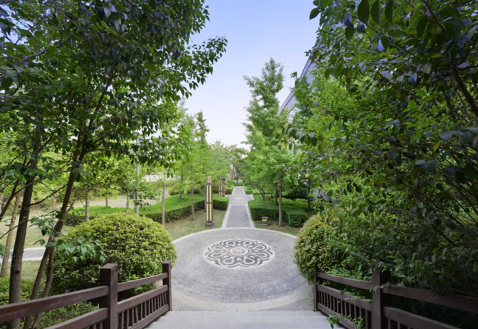 1. 원위안거 호텔..