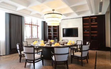 Ramada by Wyndham Xianning Xishan Mountain Отели в г. Тунчен