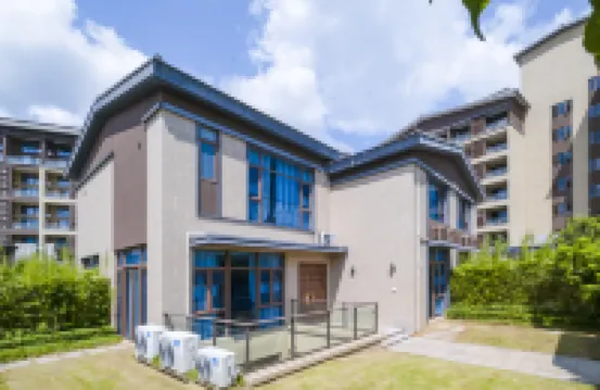 Guangzhou baishuizhai golden leaf health Shanying forest Hot Spring Resort Villa