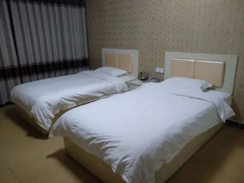 Fangcheng Guanzhuang Business Hotel