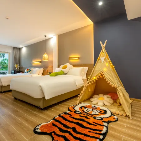 Yi Sela Homestay (Sanya Yalong Bay Branch)