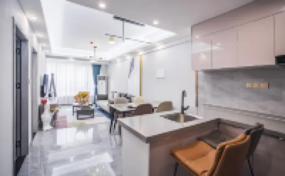 Weidike Hotel (West Coast Convention and Exhibition Center) Hotels near Xinhai Port Terminal, Haikou