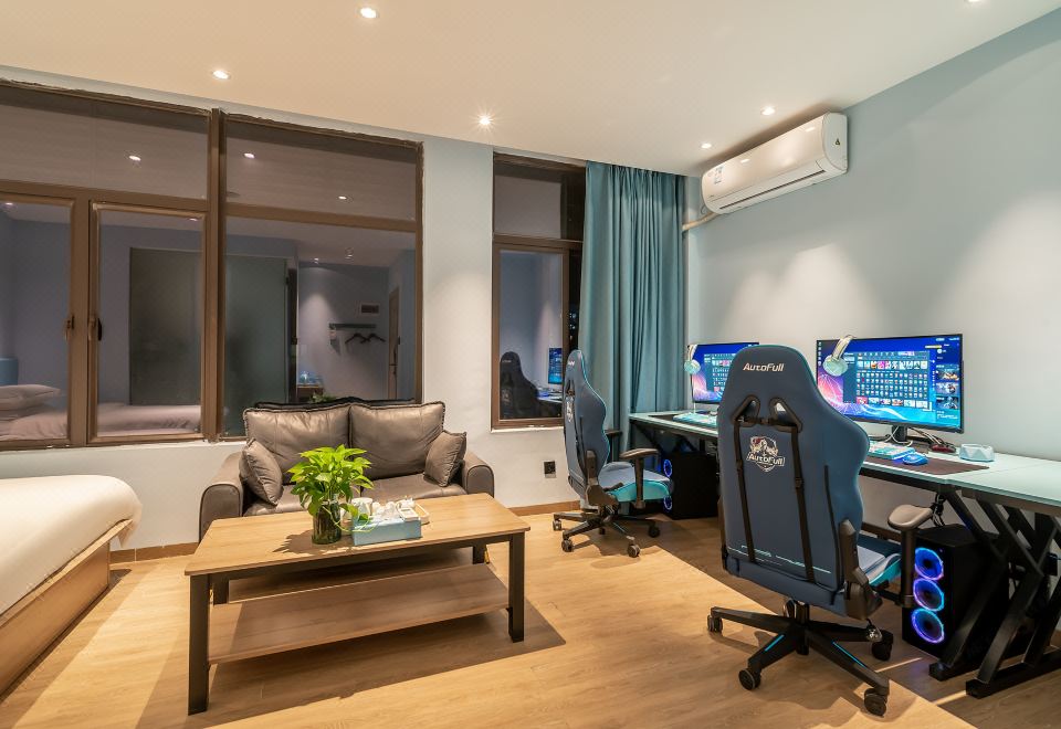 Yidong E-sports Hotel