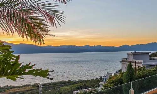 The Sunset Puyue Villa