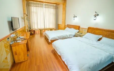 Teacher Zhang's Inn