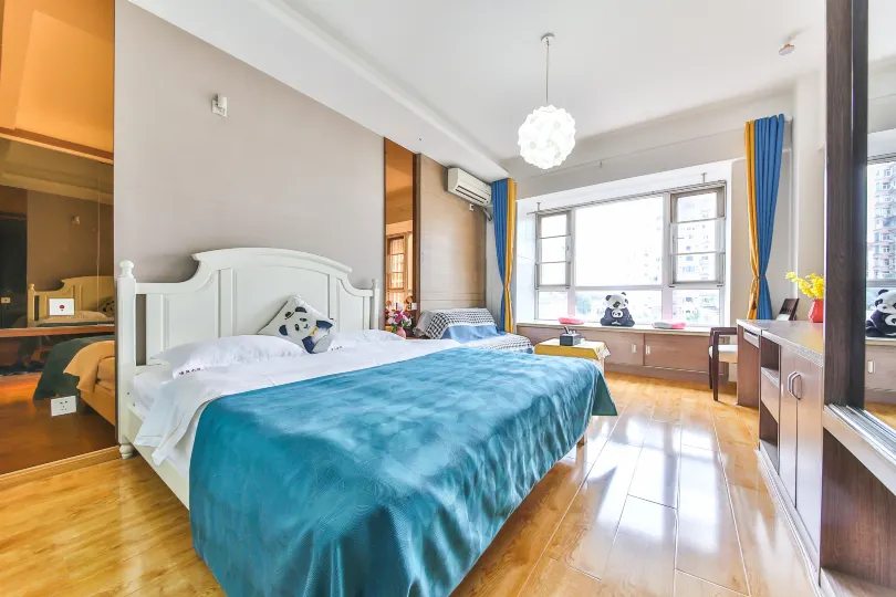 Chengdu Breeze Boutique Hotel