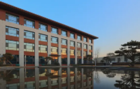 XIANG TANG YUN RUI HOTEL Hotel dekat Shiqu Station