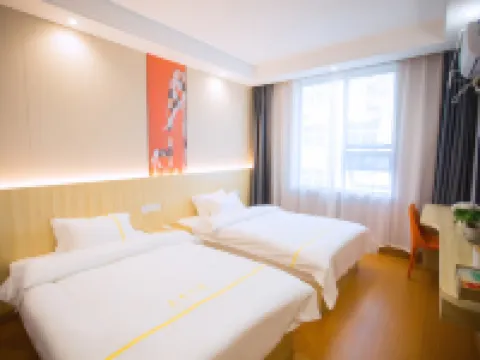 Juyi Business Hotel Hotels in Yuanling