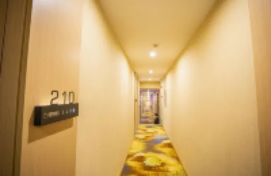 Renhuai Eggshell Hotel (Stadium)