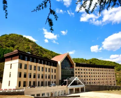 Meilingu Sijishan Hotel Hotels in Harqin Banner