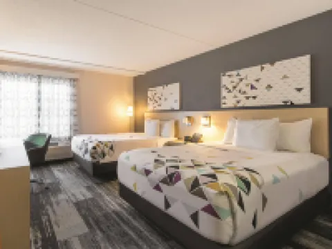 Baymont by Wyndham White Plains - Elmsford Hotels in Greenburgh