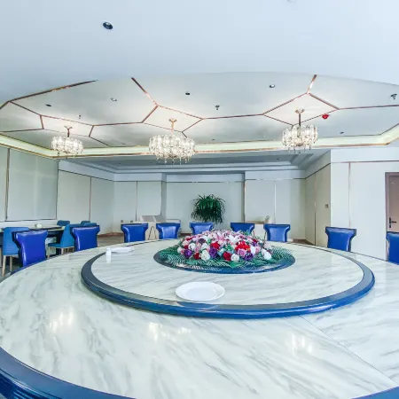 Lufeng Hotel