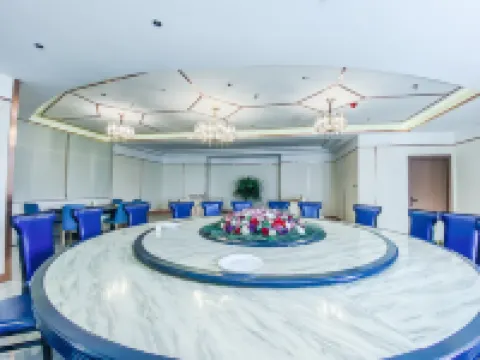Lufeng Hotel