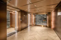 Orange Hotel (Rizhao Huarun Vientiane Mall Rizhao Railway Station Branch)