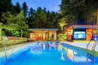 Changsha LuRong Homestay - Rooftop Pools