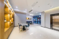 Elong R.YUN Hotel (Tianshui Railway Station Shangbu Road Pedestrian Street)