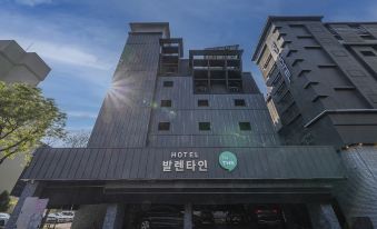 By Ths Valentine Hotel Incheon