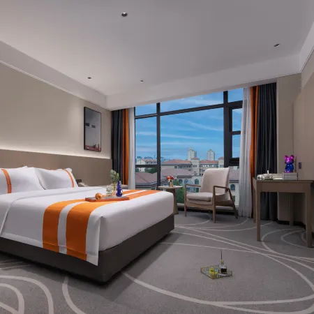 AIYI LAKESHORE HOTEL