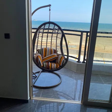 Juhai Holiday Hotel (Yangxinan Shanhai Beach Branch)