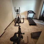 Yiyi Electric Sports Hotel (Changsha Wuyi Square IFS International Financial Center)