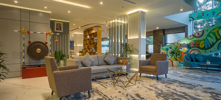 Regantris Darmo Surabaya Hotels in Surabaya