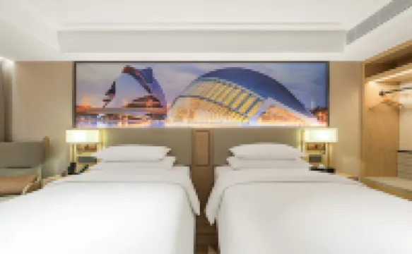 維也納國際酒店（濟南奧體中心龍奧大廈店） 濟南酒店