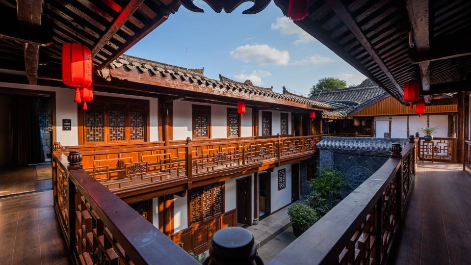 Langzhong Yinhe Silk Garden Home stay