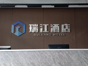 Ruijiang Hotel