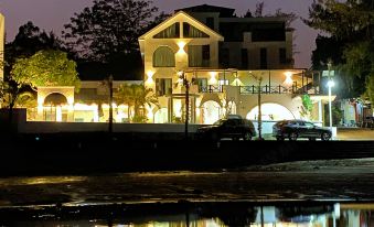 Fangchenggang Cape No.7 Holiday Inn (Qisha Lushan Ancient Fishing Village Branch)