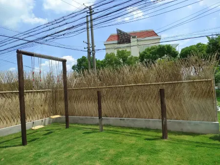 Xinhua Yifang Homestay Отели рядом с достопримечательностью «Donglin Temple»