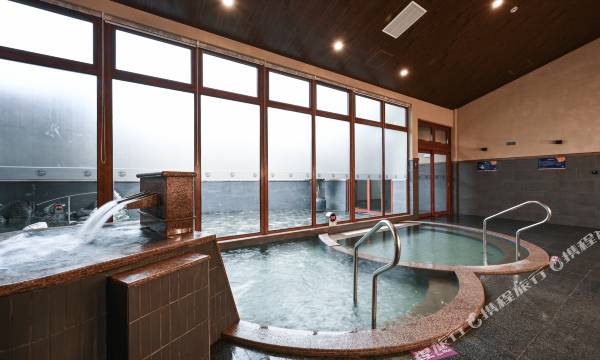 Shanghai Jingletang Hotel ( International Tourism Resort Chuansha Subway Station Store )