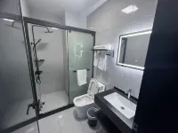 Xiangshui Reverberation E-sports Hotel