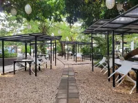 Fernvale Leisure Club and Resort Hoteles en Corón