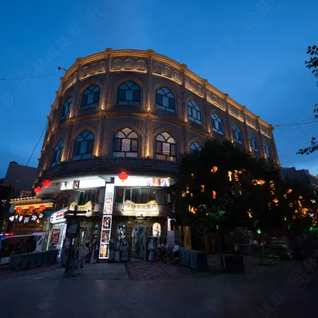Longmao Jingling Hotel (Ancient City of Kashgar Scenic Area)