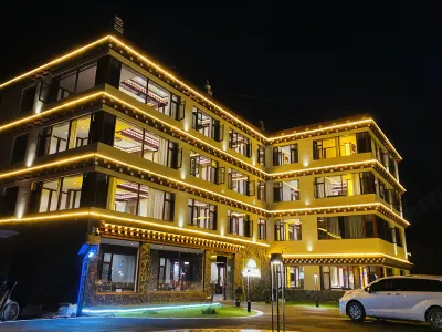 新都橋木雅玉仁珍吉民宿 Hotels in Kangding